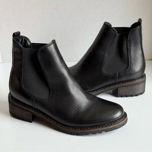 Telluride Classic Black Leather Ankle Boots Size 7.5